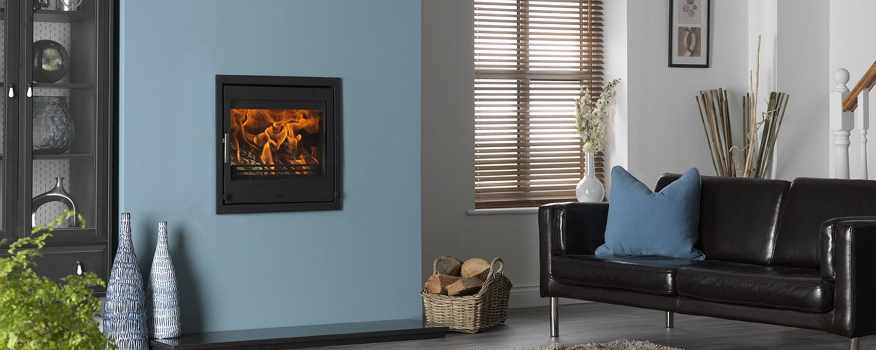 Hole in the wall Fire